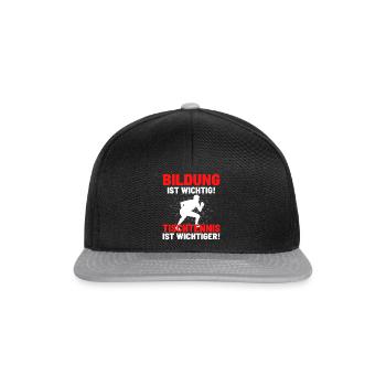 TISCHTENNIS IST WICHTIGER! Tischtennis Verein - Snapback Cap - Schwarz/Grau - Vorne
