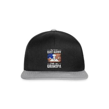 My Favorite Chef Buddy Calls Me Grandpa Kitchen Co - Snapback Cap - Schwarz/Grau - Vorne