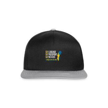 Luggage Passport No Kids Sweden Bound Holidays - Snapback Cap - black/grey - Front