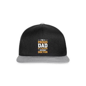 Je suis le fier papa d’un médecin génial - Casquette snapback - noir/gris - Devant