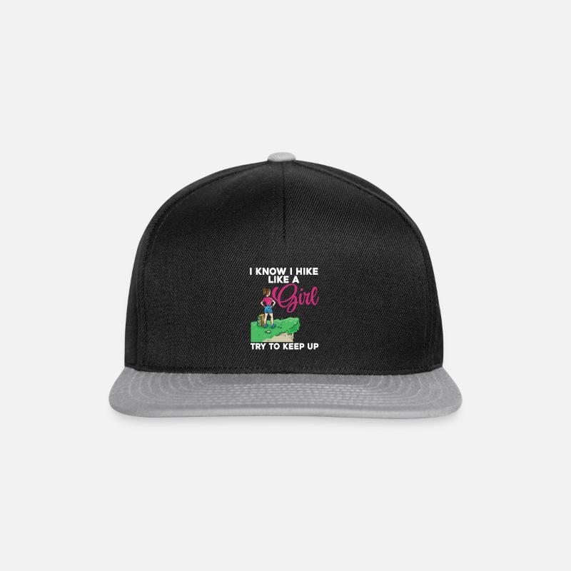 Ich weiß, dass ich wie ein Mädchen wandere und versuche, Schritt zu halten - Snapback Cap - Schwarz/Grau