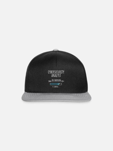 Cybersecurity Analyst Geschenk Beruf Ausbildung - Snapback Cap - Schwarz/Grau