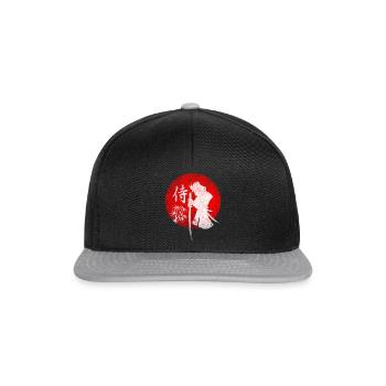 Samurai vor Roter Sonne mit Bambus - Snapback Cap - Schwarz/Grau - Vorne