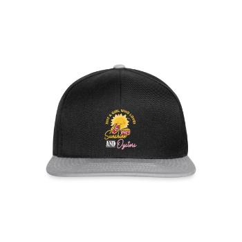 Just a Girl who Loves Sunshine and Oysters Austern - Snapback Cap - black/grey - Front