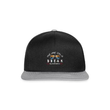 We are on a summer break - Snapback Cap - black/grey - Front