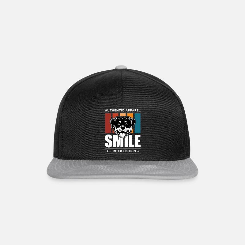 Smile - Snapback Cap - Schwarz/Grau