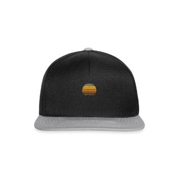 Retro Sun Valley Idaho Ski Skiing Outdoors Fan - Snapback Cap - black/grey - Front