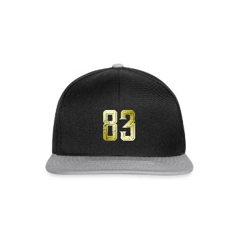 83 Zahl Symbol - Snapback Cap - Schwarz/Grau - Vorne