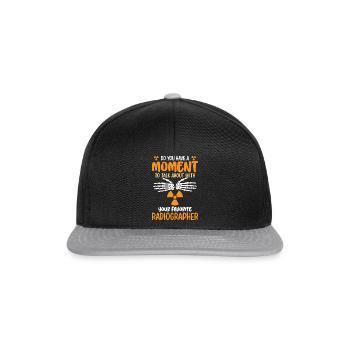 to talk about with your favorite radiographer - Snapback Cap - Schwarz/Grau - Vorne