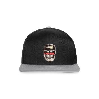 In Germany we say: FRESSE! - Snapback Cap - Schwarz/Grau - Vorne