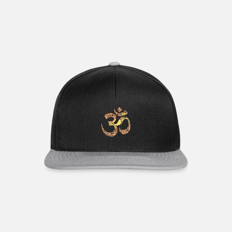 OM - Snapback Cap - Schwarz/Grau