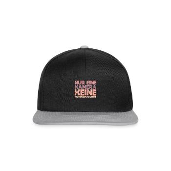Nur Eine Kamera, Keine Wundermaschine - Snapback Cap - Schwarz/Grau - Vorne