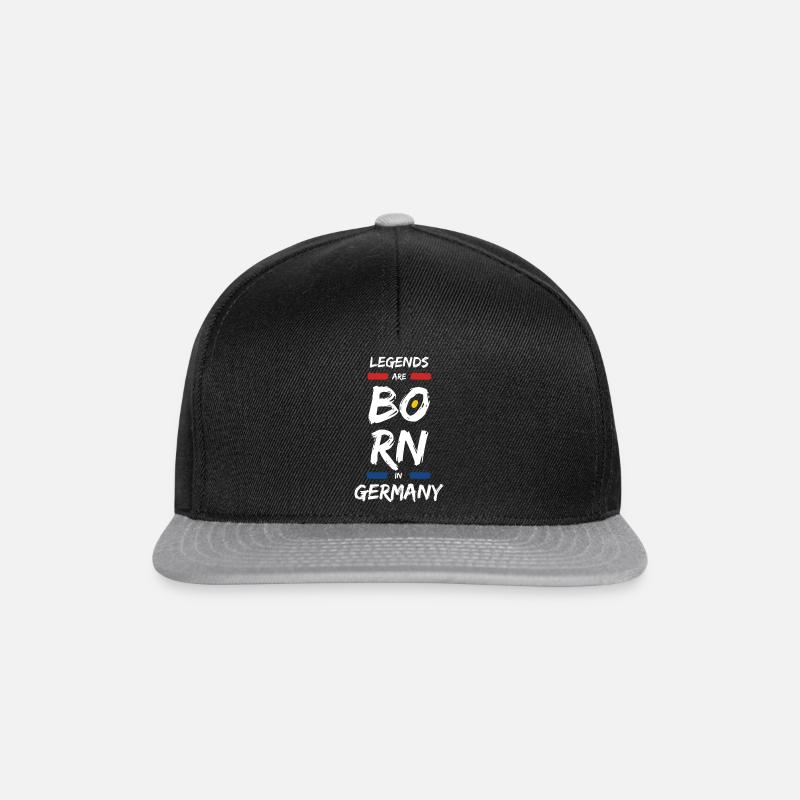 90 s Legends are Born in Germany - Snapback Cap - Schwarz/Grau