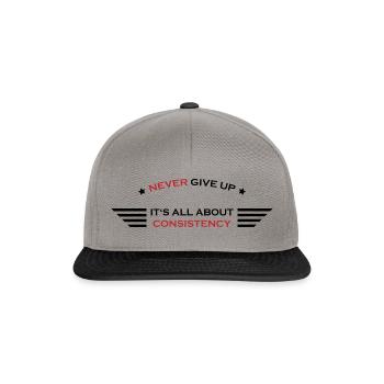 Never Give up - Gebe niemals auf - Snapback Cap - Graphit/Schwarz - Vorne