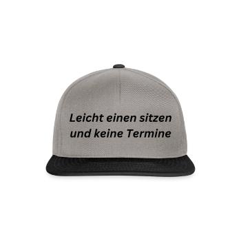 Leicht einen sitzen - Snapback Cap - Graphit/Schwarz - Vorne