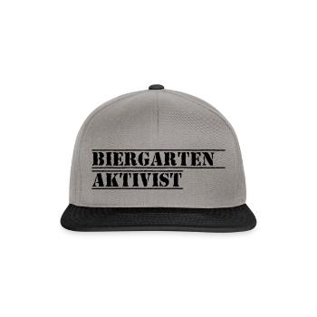Biergarten 2 - Snapback Cap - Graphit/Schwarz - Vorne