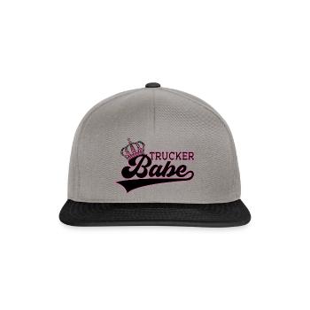 TRUCKER BABE - Snapback Cap - Graphit/Schwarz - Vorne