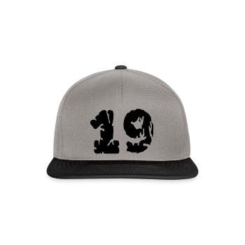 19 Zahl Trikot - Snapback Cap - Graphit/Schwarz - Vorne