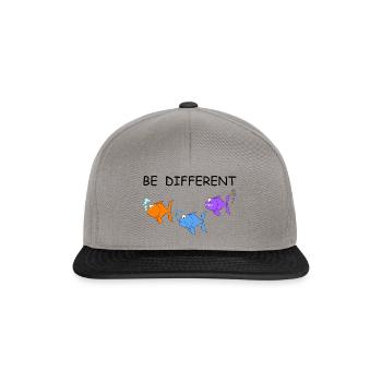 Soyez différent | Poisson, images amusantes, canne à pêche - Casquette snapback - gris graphite/noir - Devant