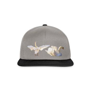 Schwäne mit geöffnete Flügel, Schwimmen, Natürlich - Snapback Cap - Graphit/Schwarz - Vorne