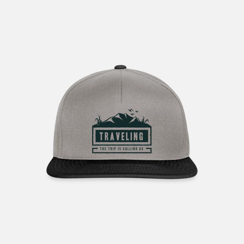 Reisen Sie eine Reise, die uns anspricht - Snapback Cap - Graphit/Schwarz