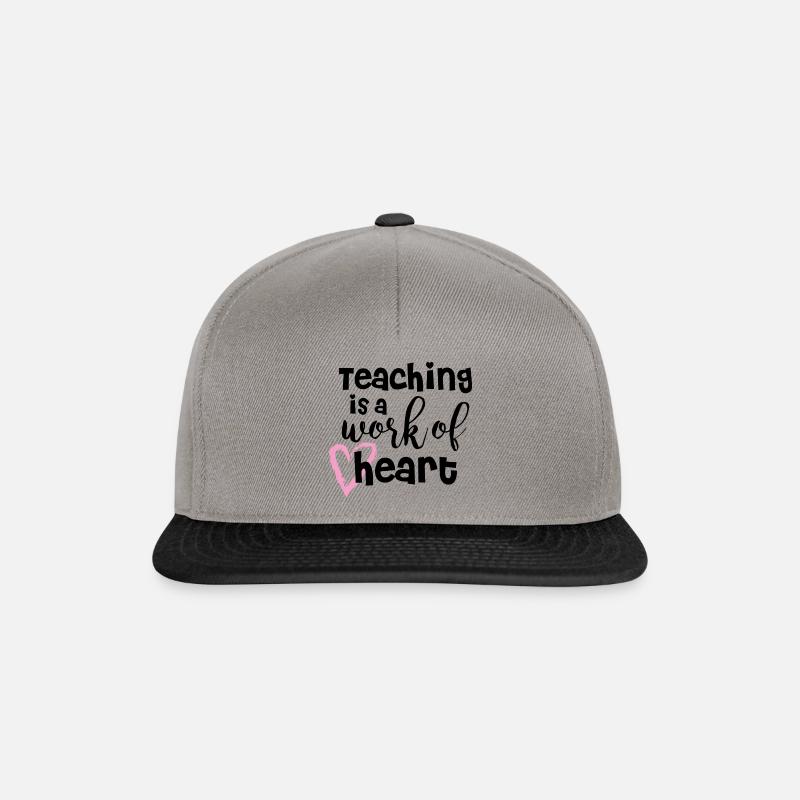 Teaching is a work of heart - Snapback Cap - Graphit/Schwarz