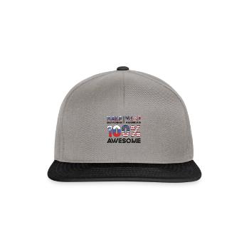 Geboren slowenisch Slowenien amerikanisch USA - Snapback Cap - Graphit/Schwarz - Vorne