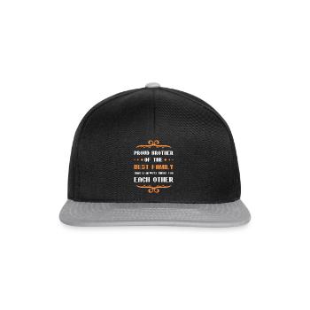 Stolzer Bruder Spruch Familie - Snapback Cap - Schwarz/Grau - Vorne