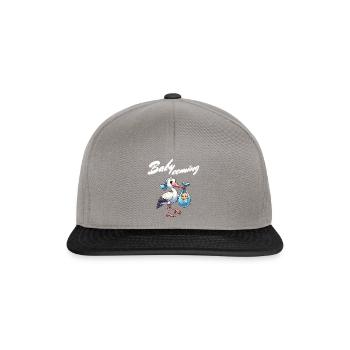 Expectant mother Stork brings the beautiful news - Snapback Cap - graphite/black - Front