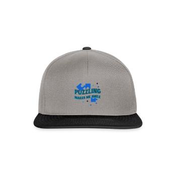Puzzlespiel bringt mich zum Lächeln - Snapback Cap - Graphit/Schwarz - Vorne