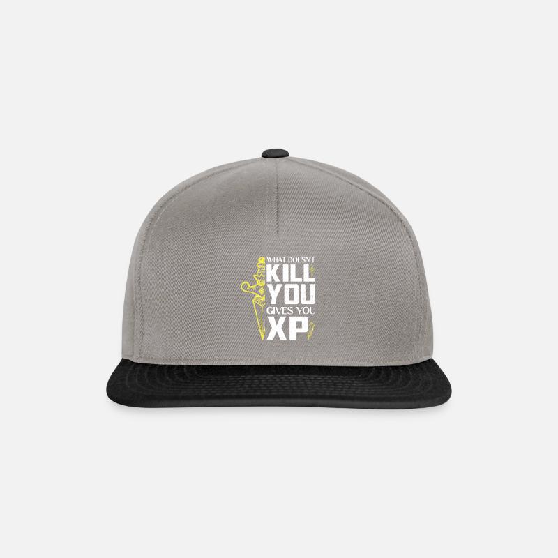 What doesnt kill you gives you XP,Gaming - Snapback Cap - Graphit/Schwarz