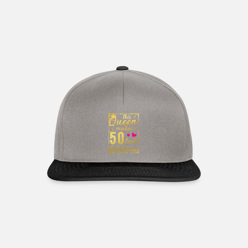 This Queen Makes 50 Look Fabulous 50th Birthday - Snapback Cap - Graphit/Schwarz