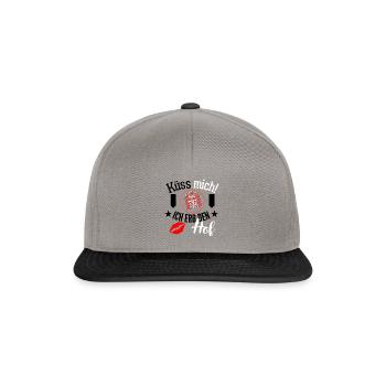 Küss mich ich erb den Hof! - Snapback Cap - Graphit/Schwarz - Vorne