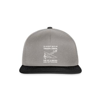 Du musst nur an Tagen üben, - Querflötenspieler - Snapback Cap - Graphit/Schwarz - Vorne