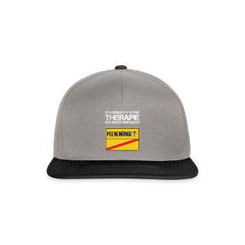 Ich brauche keine Therapie ich muss Peenemünde - Snapback Cap - Graphit/Schwarz - Vorne