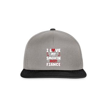 I Love My Smokin Hot Fiance - Snapback Cap - Graphit/Schwarz - Vorne