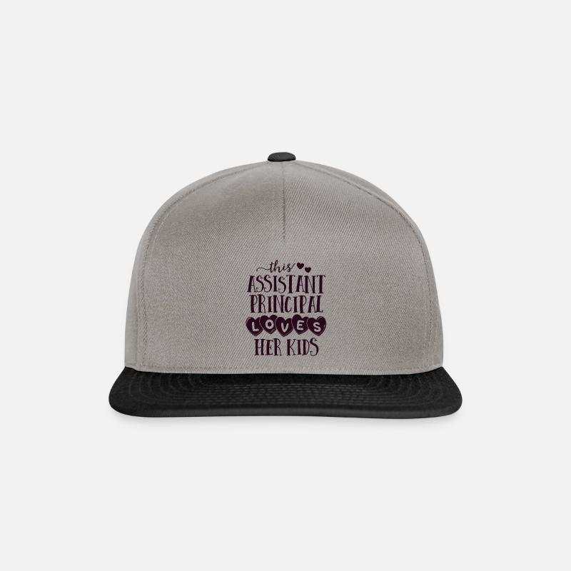 Die stellvertretende Schulleiterin liebt die Schule ihrer Kinder - Snapback Cap - Graphit/Schwarz