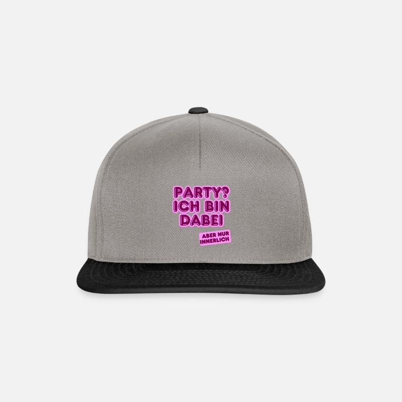 Party? Ich bin innerlich dabei. - Snapback Cap - Graphit/Schwarz