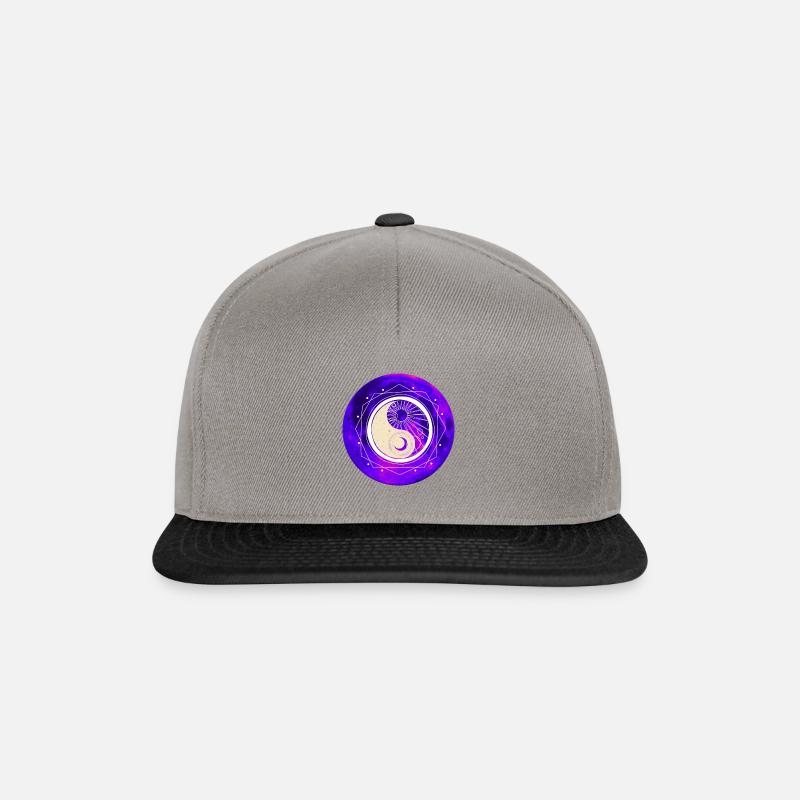 MOON - Snapback Cap - graphite/black