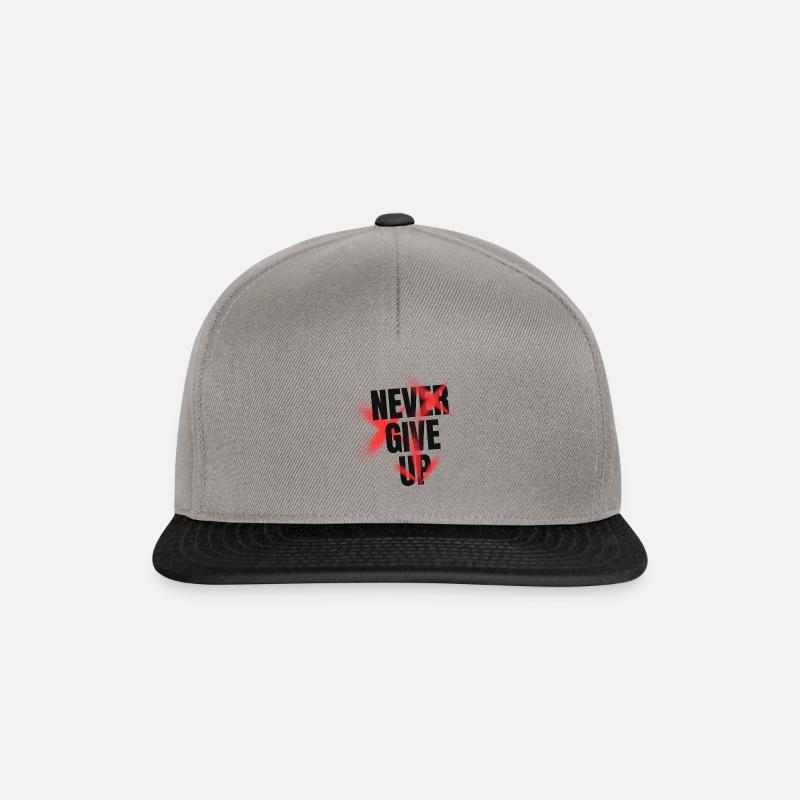 NEVER GIVE UP - Snapback Cap - Graphit/Schwarz