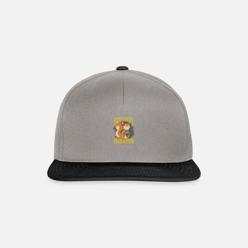 Eichhörnchen auf Mission - Eichhörnchen - Snapback Cap - Graphit/Schwarz