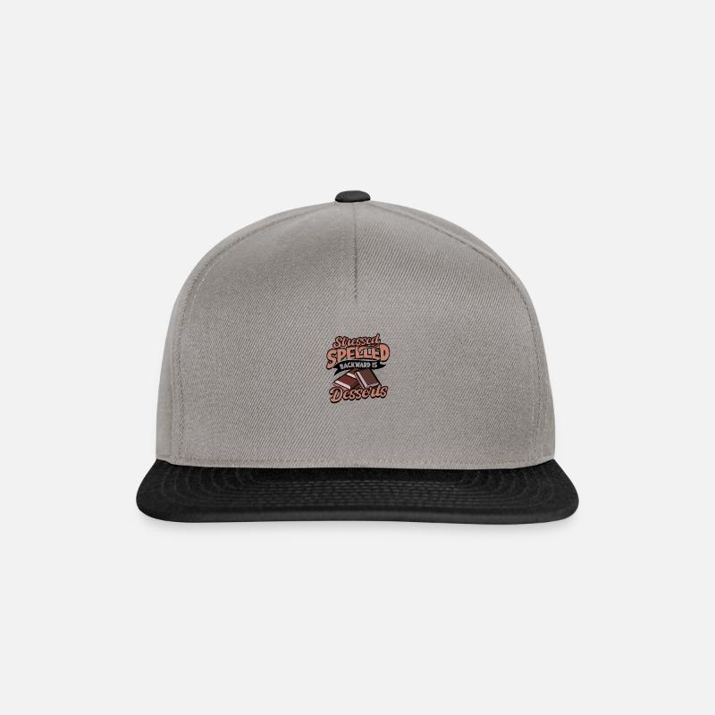 Accentué à l’envers, c’est desserts - Chocolat - Casquette snapback - gris graphite/noir