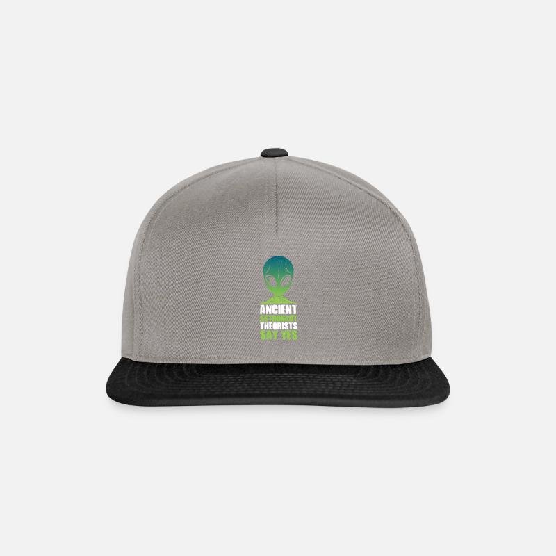 Ancient Astronaut Theorists Gift for - Snapback Cap - graphite/black
