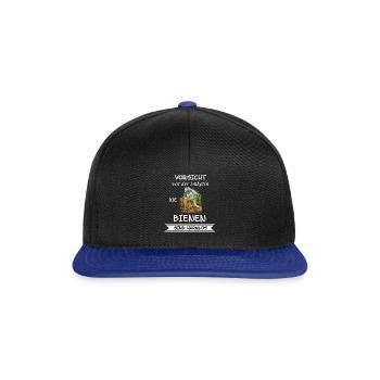 Vorsicht vor der Imkerin - Snapback Cap - Schwarz/Königsblau - Vorne