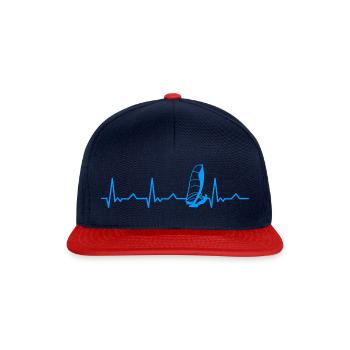 Herzschlag Windsurfen Surfer - Snapback Cap - Navy/Rot - Vorne