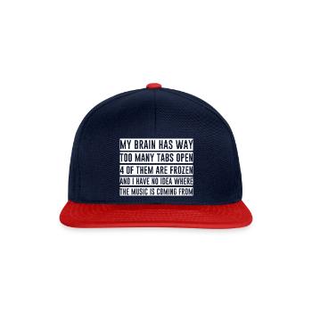 My Brain Has Way Too Many Tabs Open - Snapback Cap - Navy/Rot - Vorne