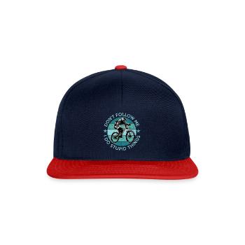 MTB - Don’t follow me i do stupid things - Casquette snapback - bleu marine/rouge - Devant