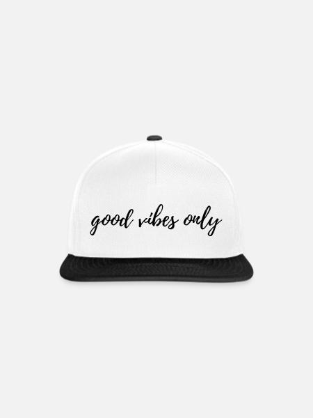 Positive Energy Statement Shirt - Snapback Cap - Weiß/Schwarz
