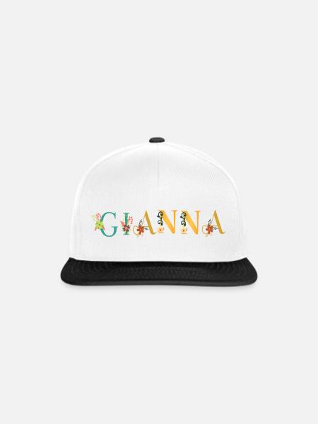 GIANNA Namenskunst mit Blumen bestickt - Snapback Cap - Weiß/Schwarz