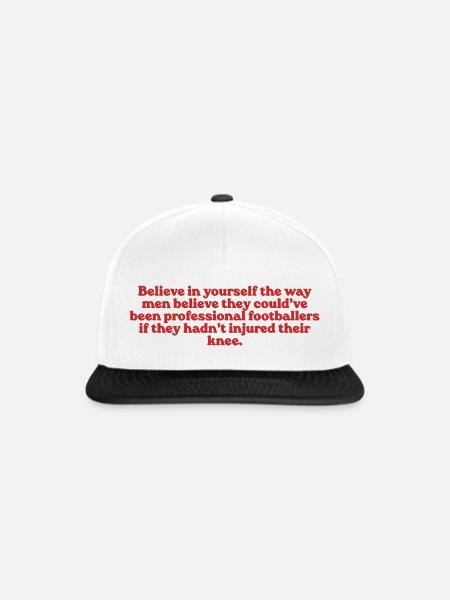 Believe In Yourself Footballer - Snapback Cap - Weiß/Schwarz